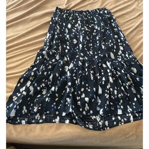 Simply Vera Vera Wang Blue and Black Tiered A-Line Midi Skirt